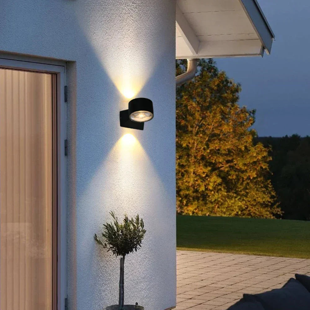 AquaNova Waterproof Aluminium Garden Lamp – Integrated LED, IP65