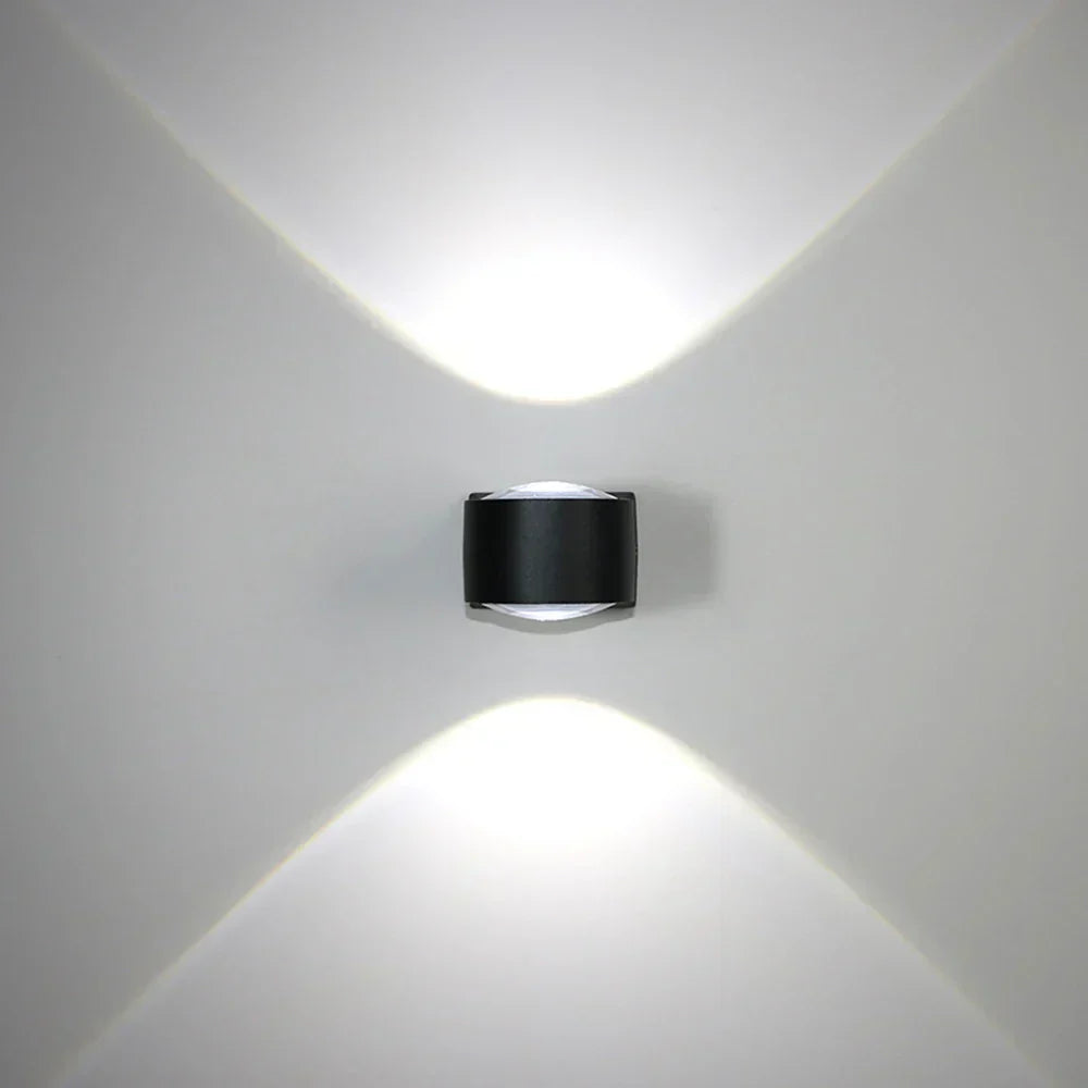 AquaNova Waterproof Aluminium Garden Lamp – Integrated LED, IP65