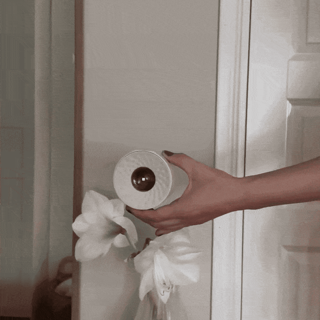 CozyBeam Wireless LED Wall Lamp – Rechargeable, Dimmable, No-Drill Installation