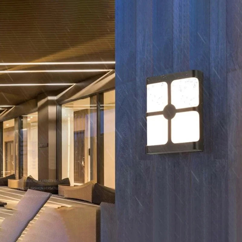 Dreama LED Lamp – Wireless Charging, Bluetooth Speaker, RGB Lighting