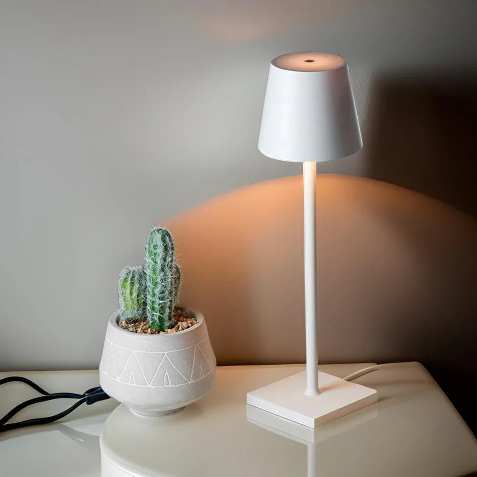 GlowBeam Wireless LED Table Lamp – Dimmable, IP65 Waterproof, Rechargeable, 3000K Warm White