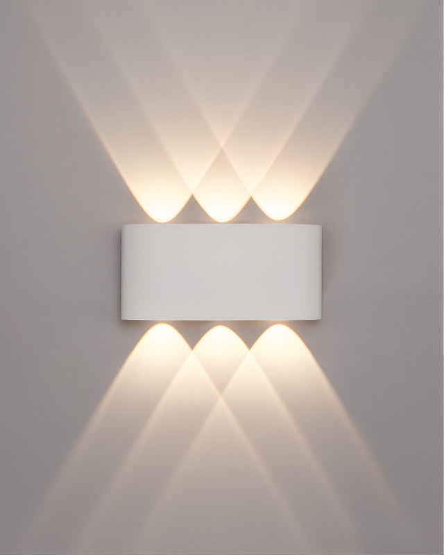 Lunevia LED Outdoor Wall Lamp – IP65 Waterproof, Integrated Warm White (3000K)