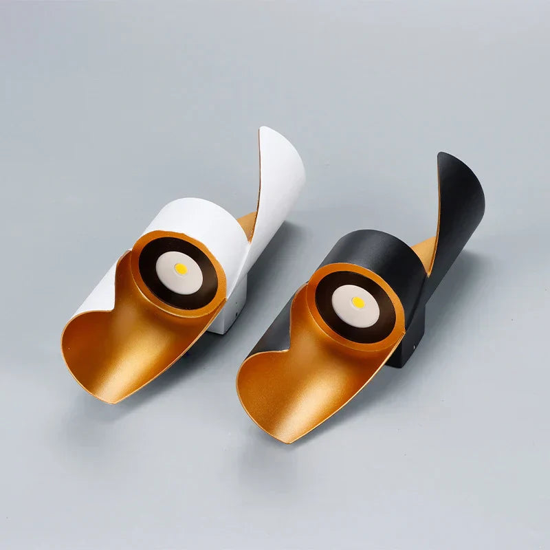 Luxava Waterproof LED Outdoor Wall Light – IP65, Integrated Warm White (3000K)