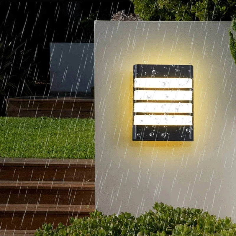 Dreama LED Lamp – Wireless Charging, Bluetooth Speaker, RGB Lighting