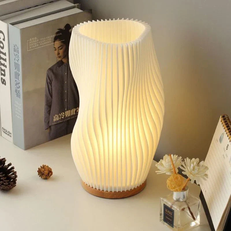 Interiora Modern Design Table Lamp – Touch-Dimmable LED, Sleek Geometric Silhouette