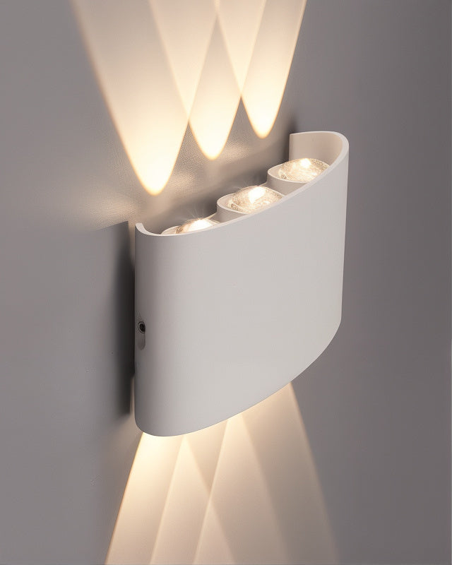 Lunevia LED Outdoor Wall Lamp – IP65 Waterproof, Integrated Warm White (3000K)