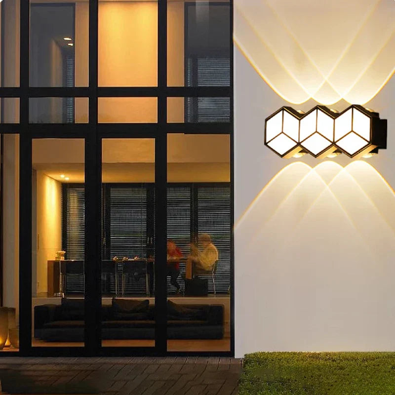 StormLux High-Power LED Floodlight – Dimmable, IP66 Waterproof, Daylight White (6000K)
