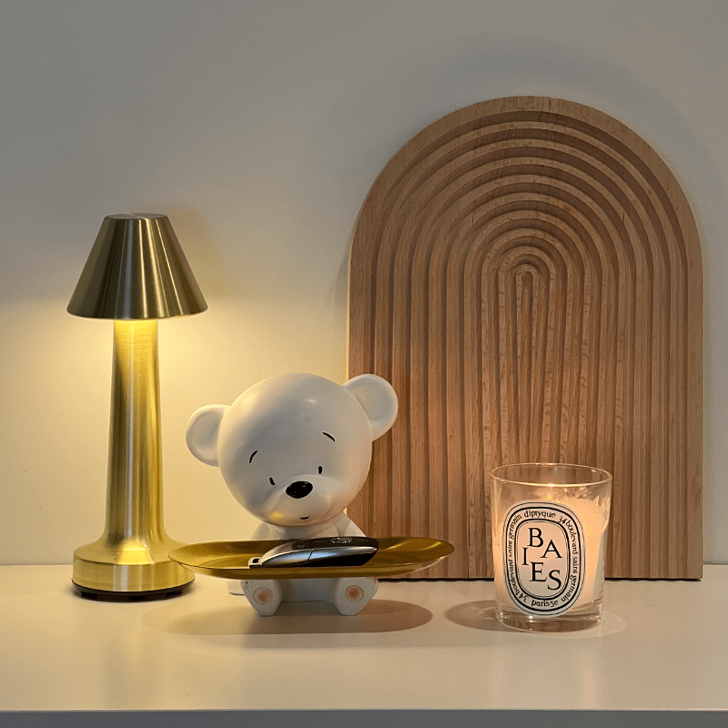 Velossa Wireless Rechargeable LED Table Lamp – Minimalist Cordless Design, Up to 8 Hr Runtime, USB Charging