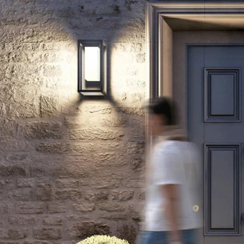 VitaLight Modern LED Outdoor Wall Lamp – IP65 Weatherproof, 12 W Integrated LED
